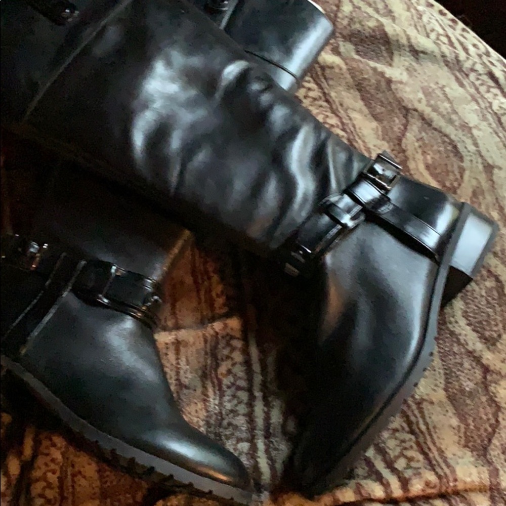 Inc talk boots